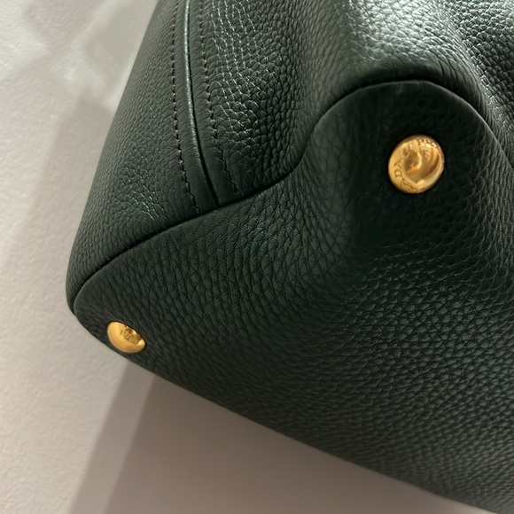 Prada green leather shoulder bag with adjustable strap & metal hardware - Picture 10 of 14